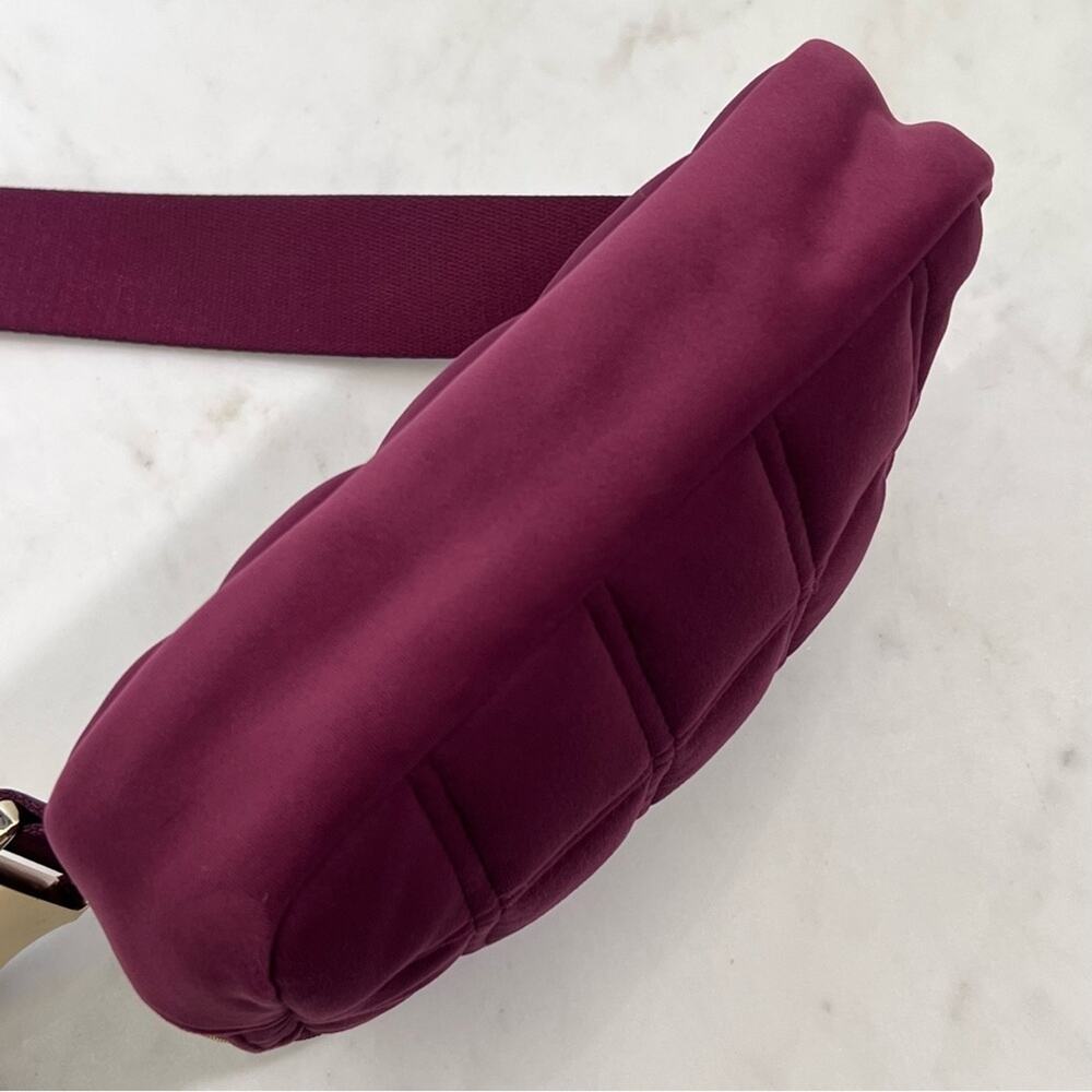 Lululemon Athletica Quilted Velour Puffer Belt Bag Gold Accents - Picture 7 of 10